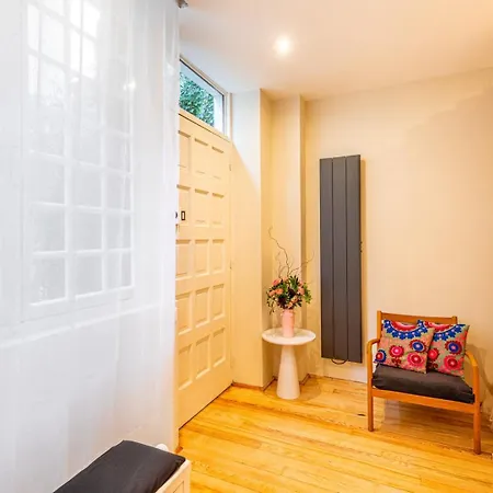 Guestready -beautiful 2-room In The Heart Of Appartement Parijs