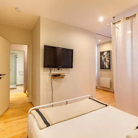 Guestready -beautiful 2-room In The Heart Of Parijs